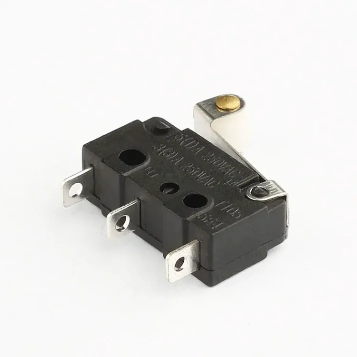 Electronic device for cross-border e-commerce