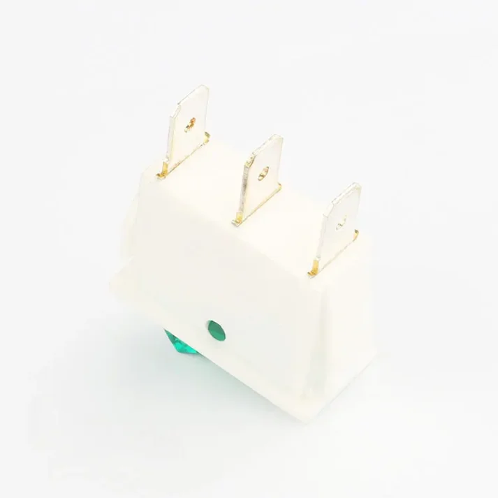 Electronic device feature image for cross-border e-commerce