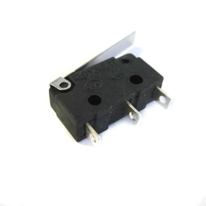 Display of electronic components for online sales