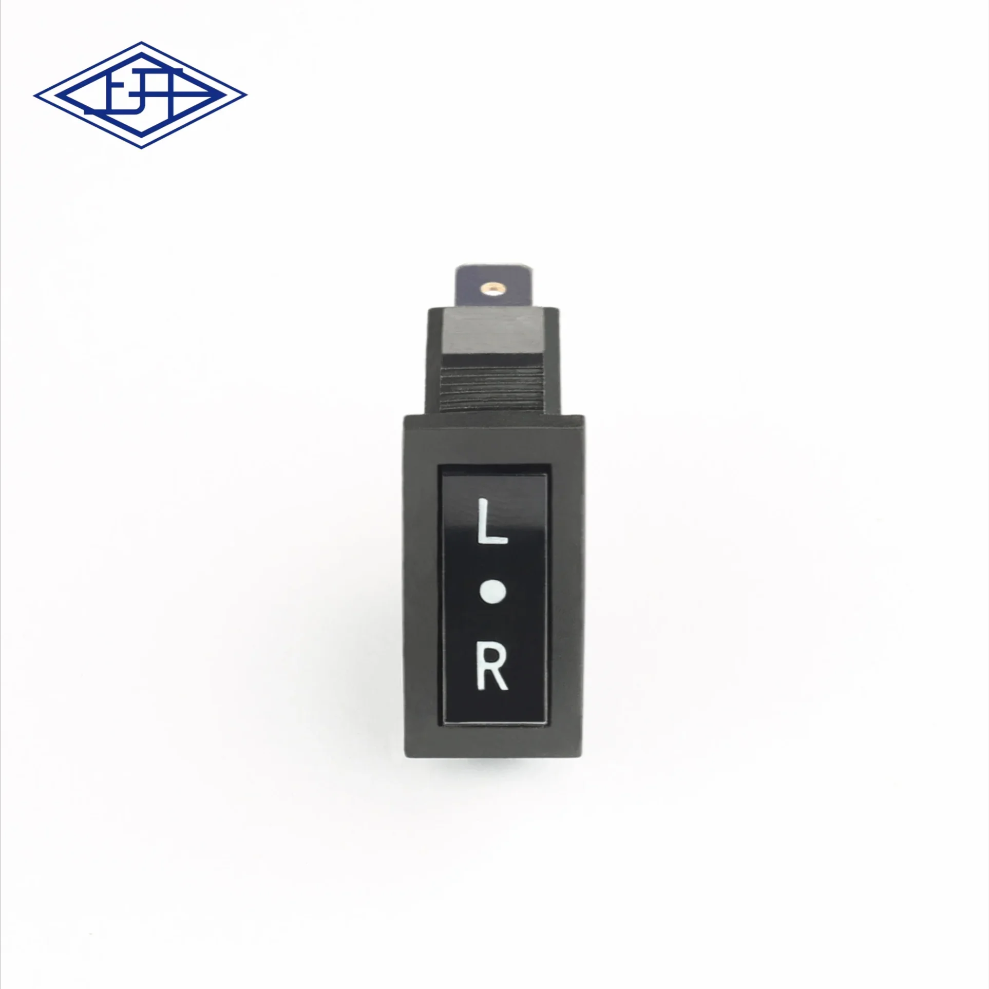 Electronic component product image for cross-border e-commerce