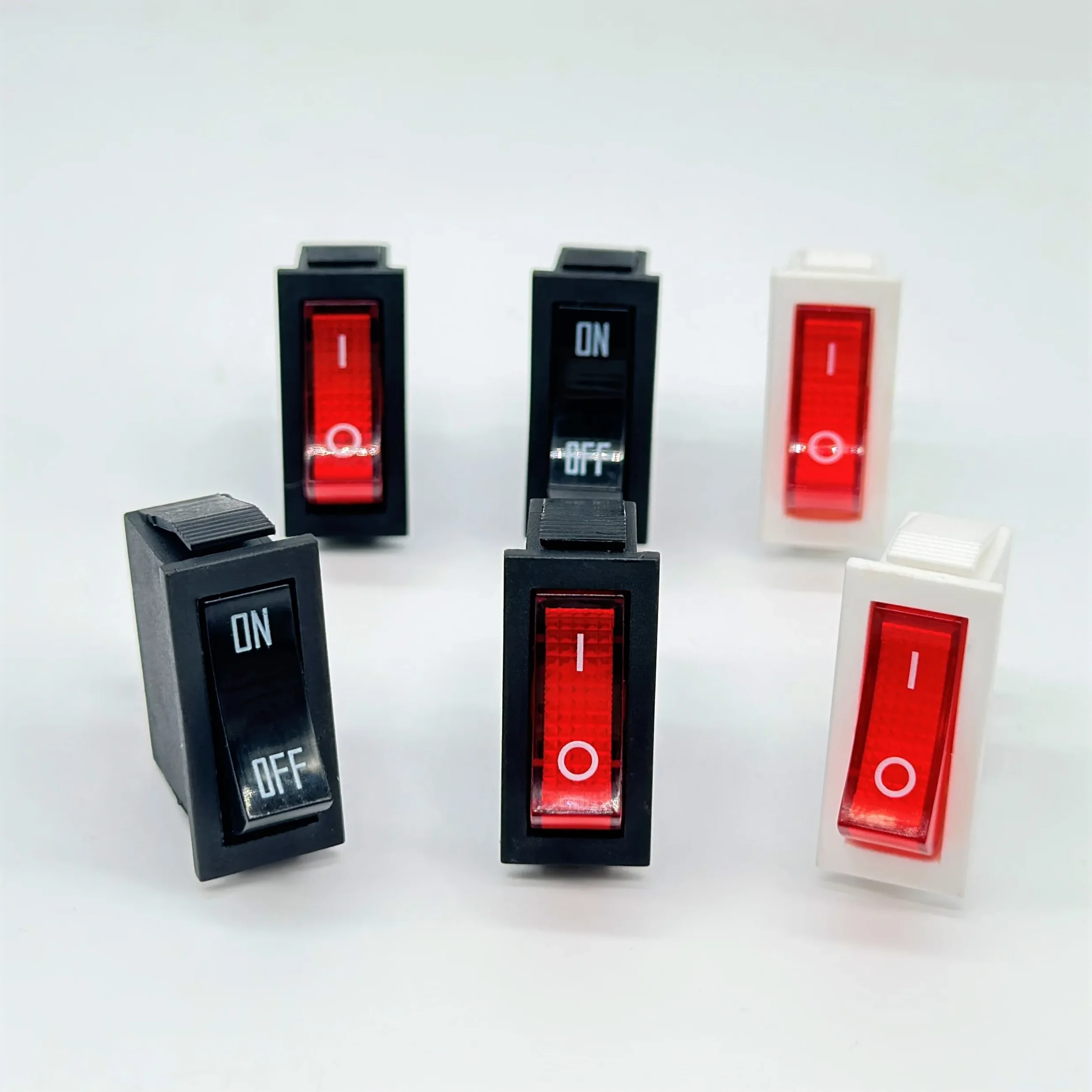 Electronic accessory product display for e-commerce