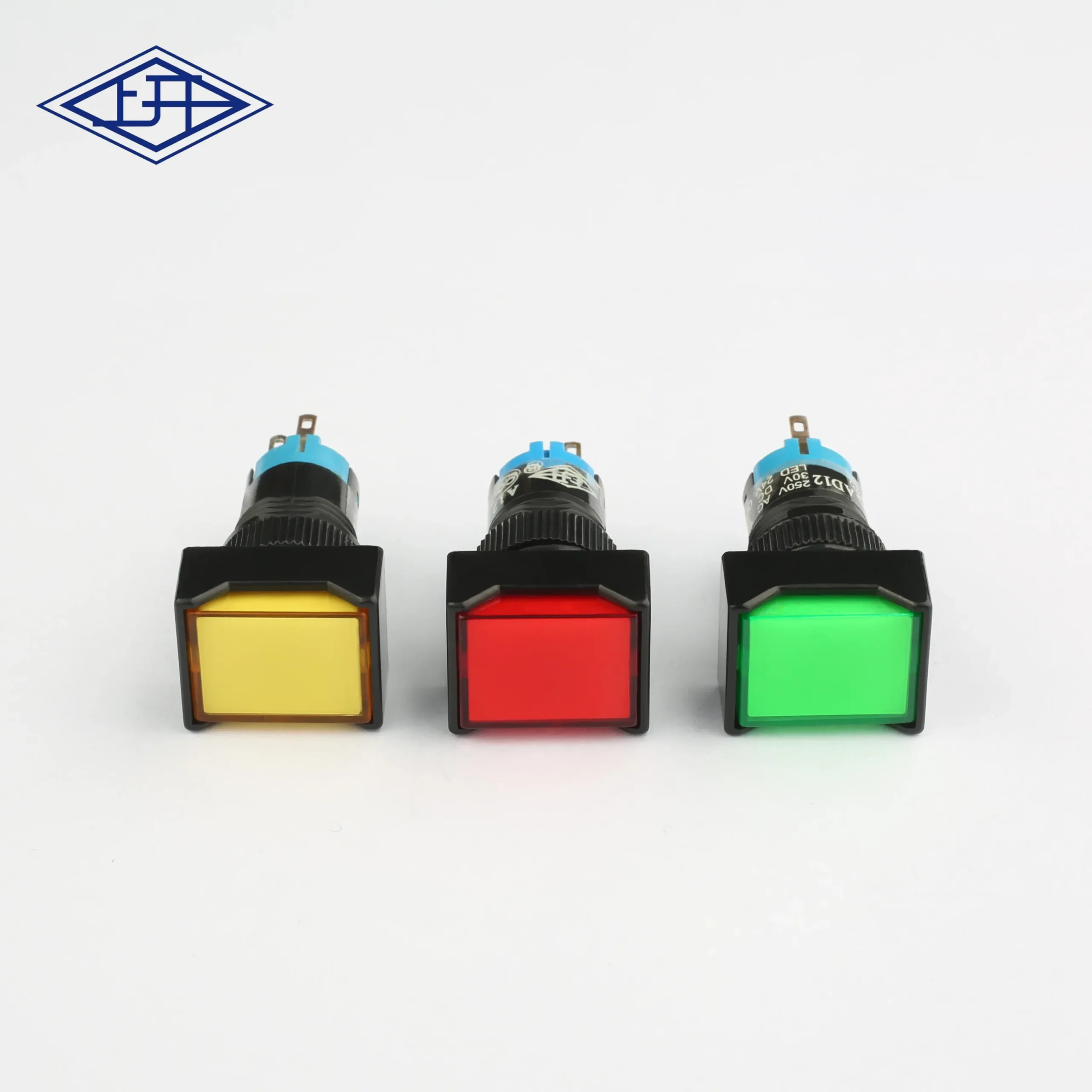 Electronic device scaled image for cross-border e-commerce