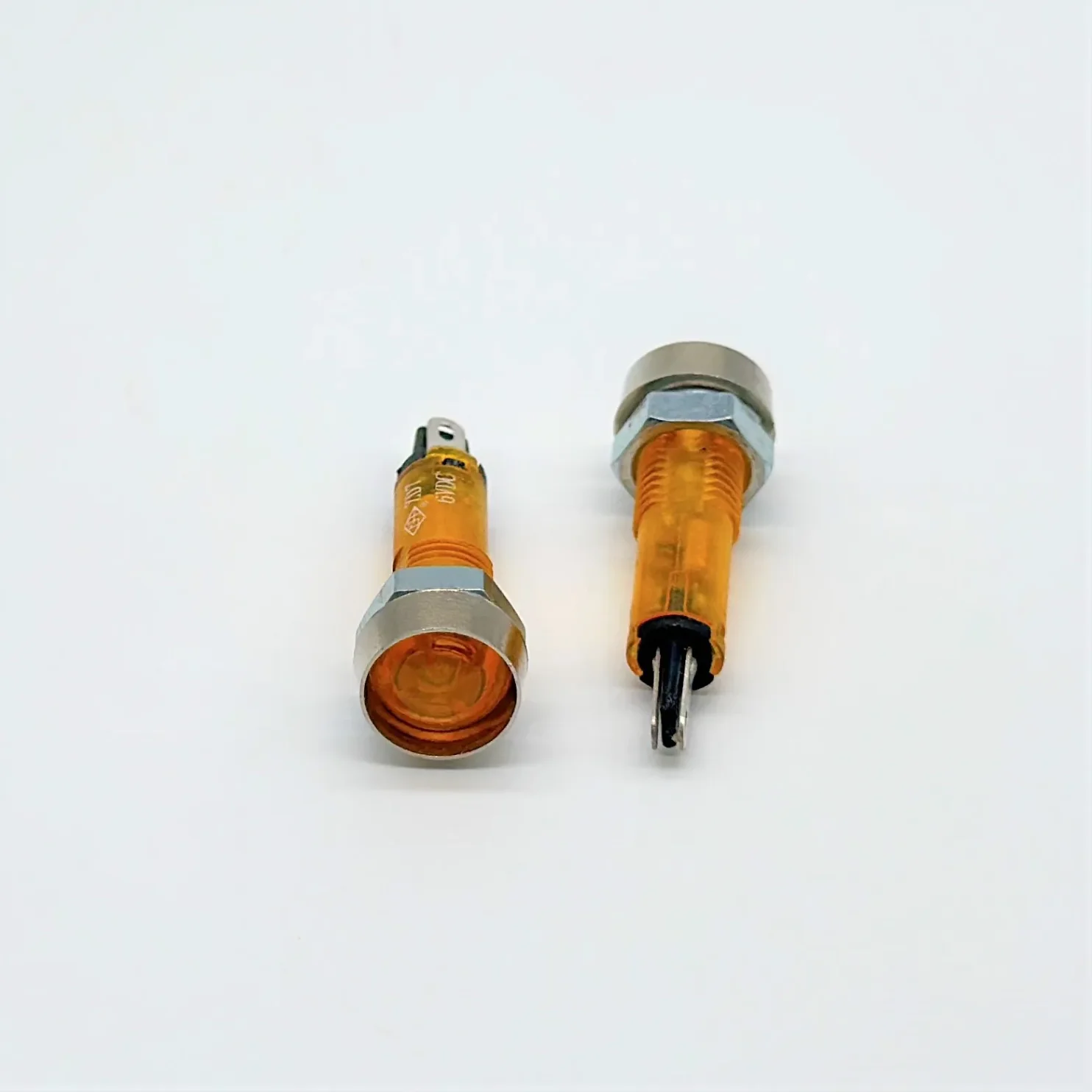 Electronic component image for cross-border e-commerce
