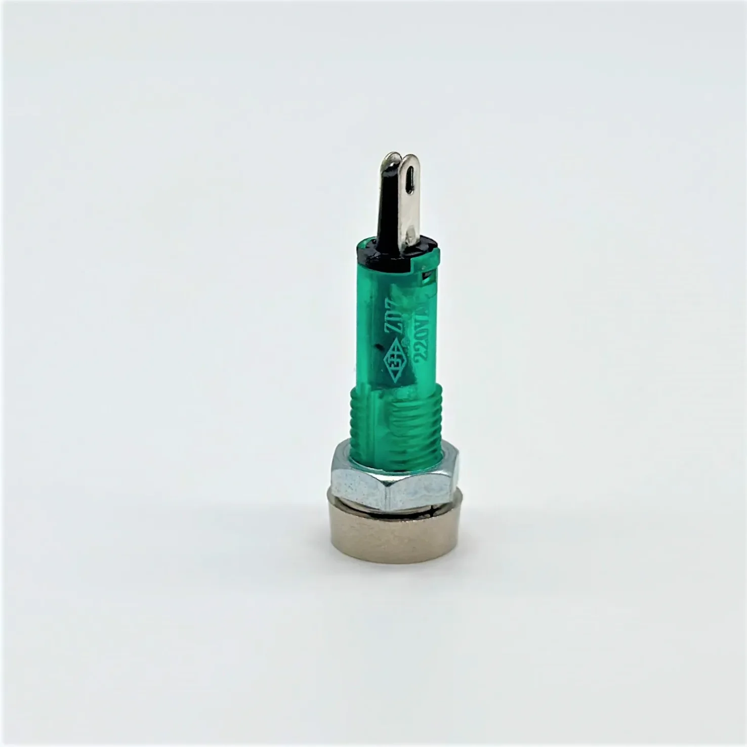 Electronic component image for e-commerce website